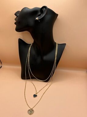 Gold Layered Heart Pendant Necklace and Bracelet